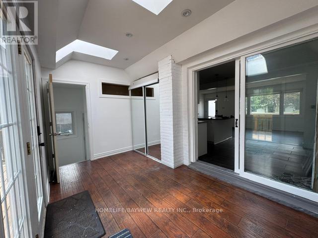Photo 18 of 163 Gunn Street, Barrie ON