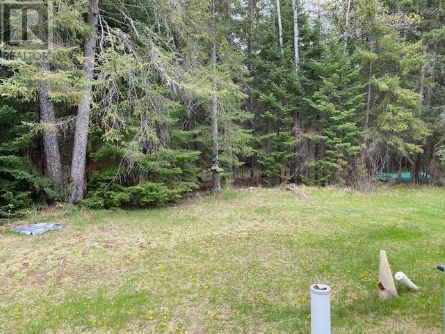 Photo 8 of 24 Chickadee Ln, Kakabeka Falls ON