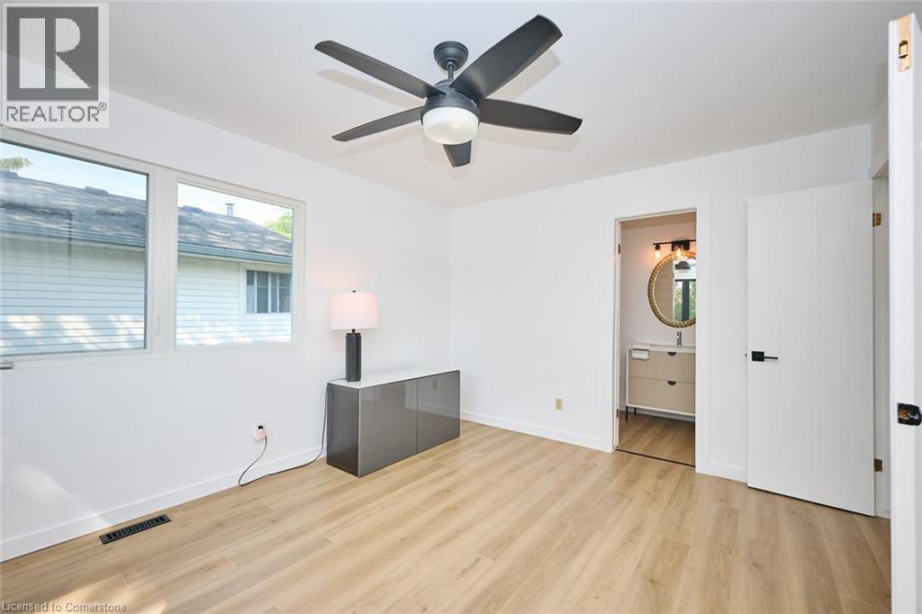 Photo 33 of 1 Samuel Court, St Catharines ON