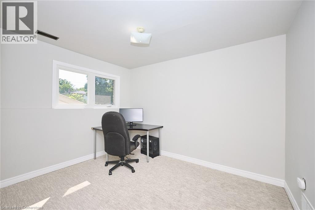 Photo 32 of 1 Samuel Court, St Catharines ON