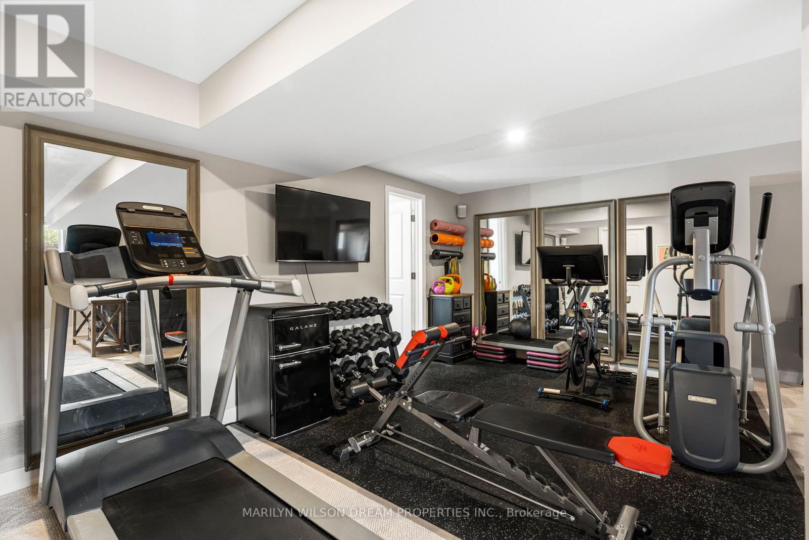 Photo 42 of 11 Angel Heights, Ottawa ON
