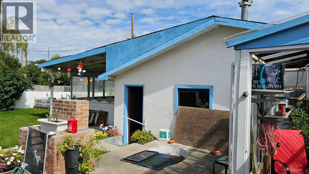 Single Family House Bungalow for Sale in  Winslow Crescent SW Westgate Calgary 