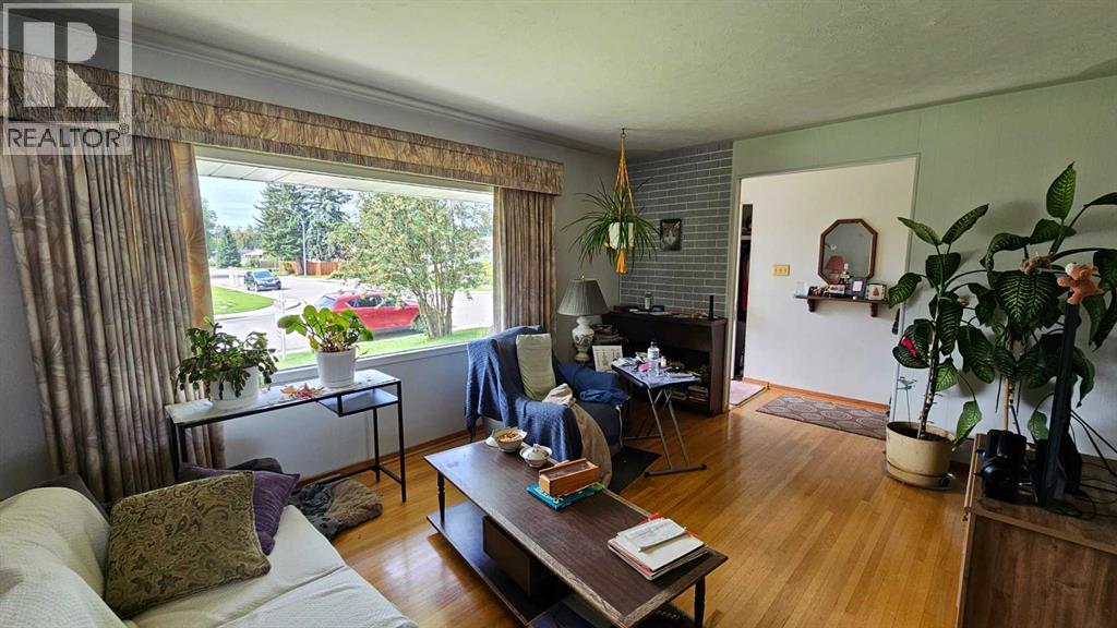 Single Family House Bungalow for Sale in  Winslow Crescent SW Westgate Calgary 
