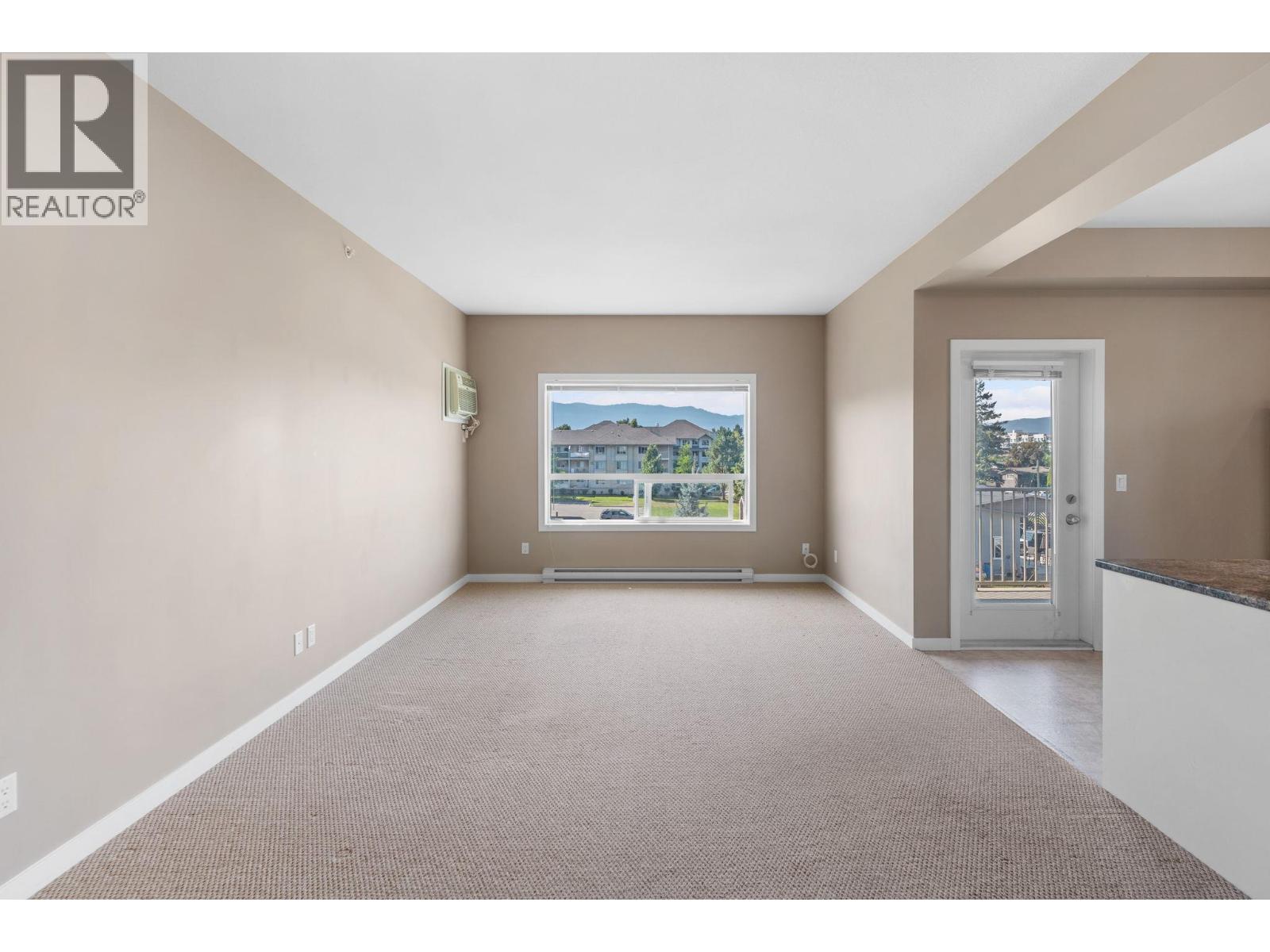 304 770 Rutland Road North, Kelowna