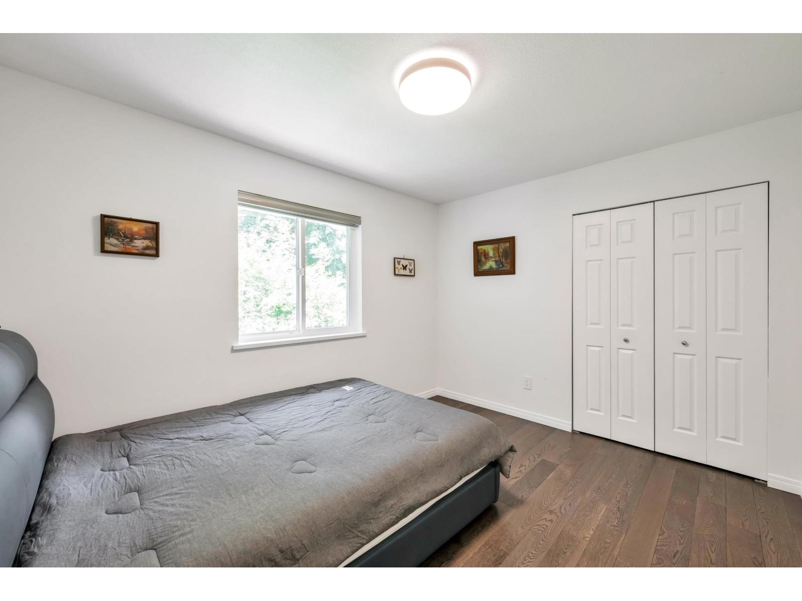 Photo 10 of 17802 100 A Avenue, Surrey BC