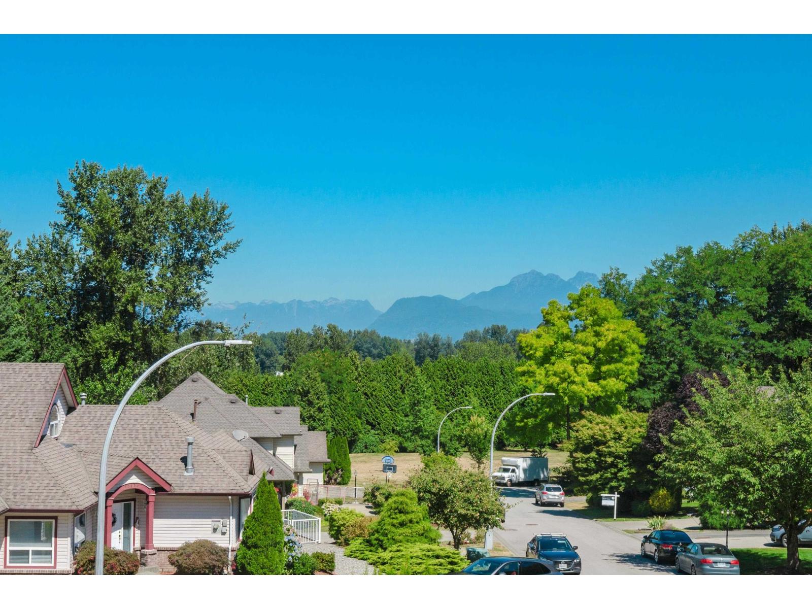 Photo 26 of 17802 100 A Avenue, Surrey BC