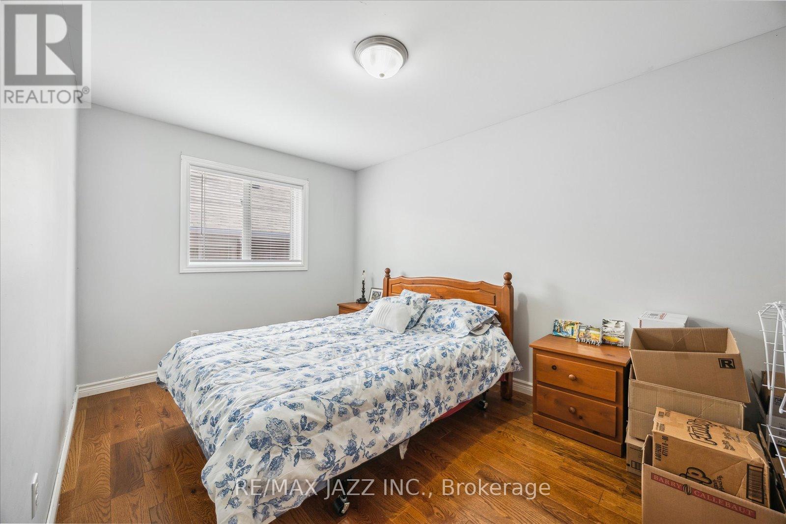 Photo 17 of 39 Mcgibbon Boulevard, Kawartha Lakes ON
