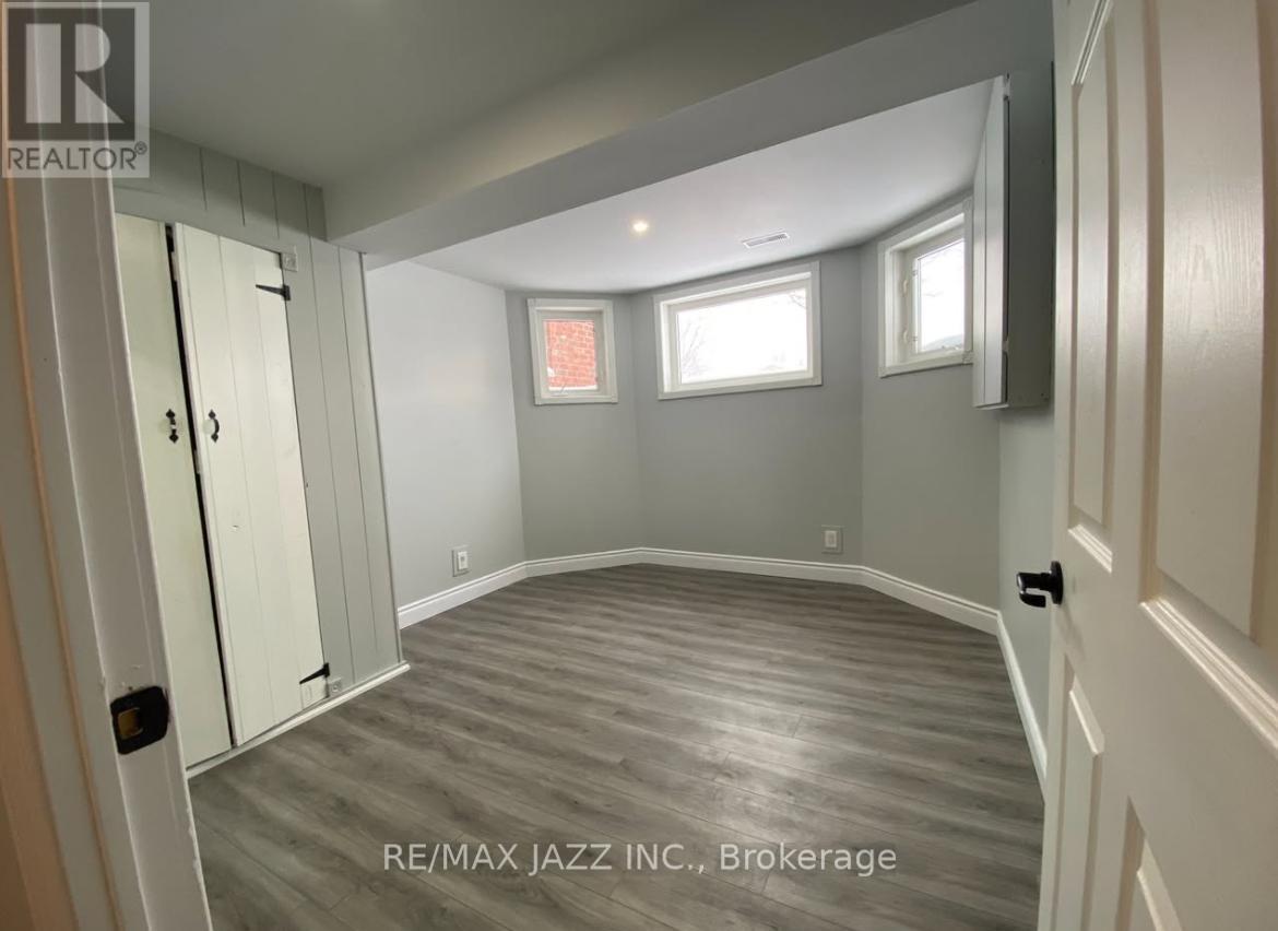 Photo 21 of 39 Mcgibbon Boulevard, Kawartha Lakes ON