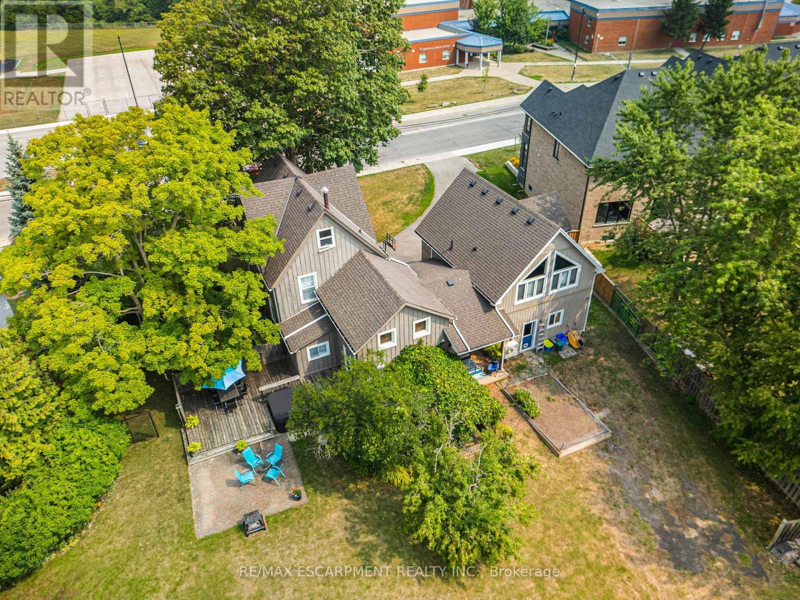 Photo 41 of 124 Colver Street, West Lincoln ON