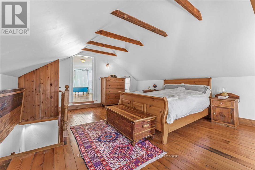 Photo 21 of 124 Colver Street, West Lincoln ON