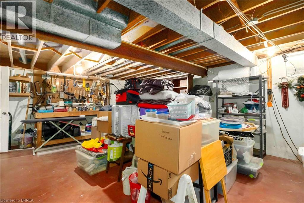 Photo 36 of 15 Burdock Boulevard, Brantford ON