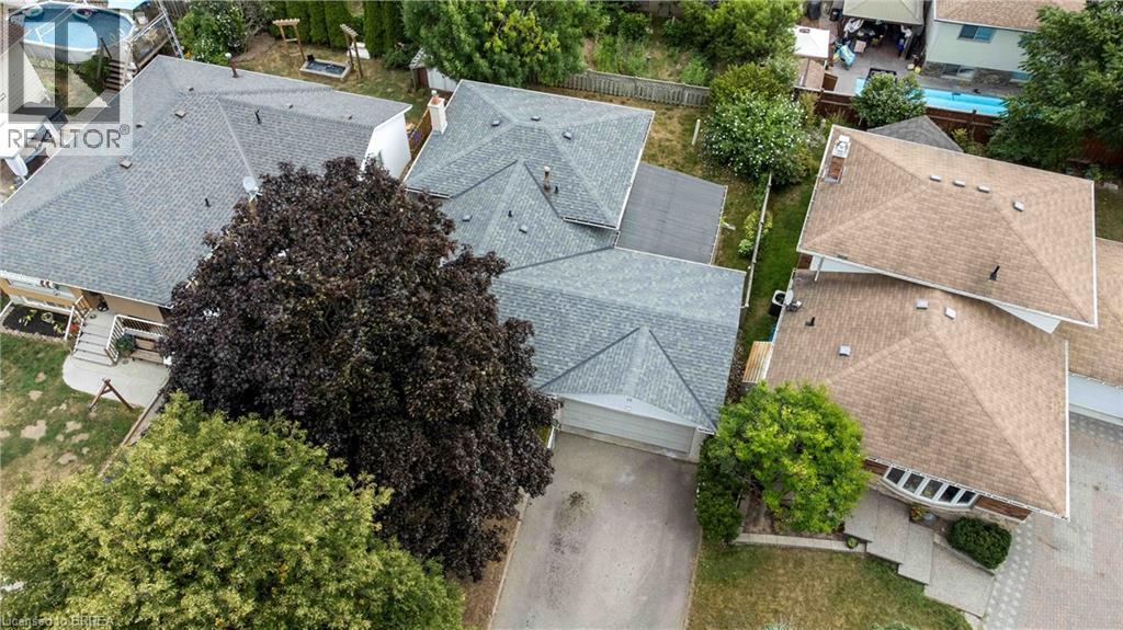 Photo 49 of 15 Burdock Boulevard, Brantford ON