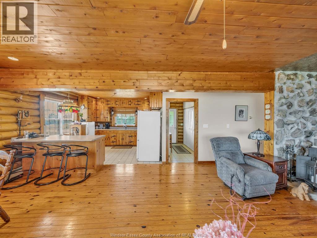 Photo 14 of 226 Cotterie Park, Leamington ON