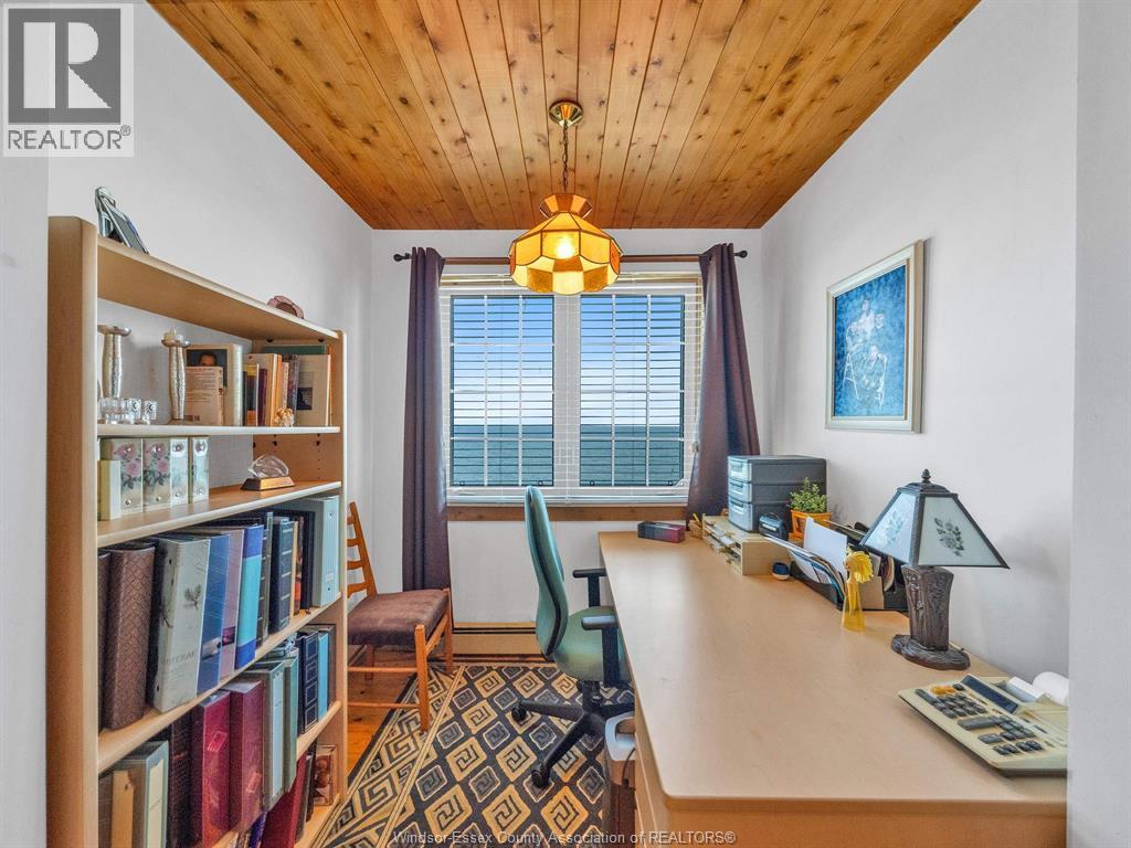 Photo 18 of 226 Cotterie Park, Leamington ON