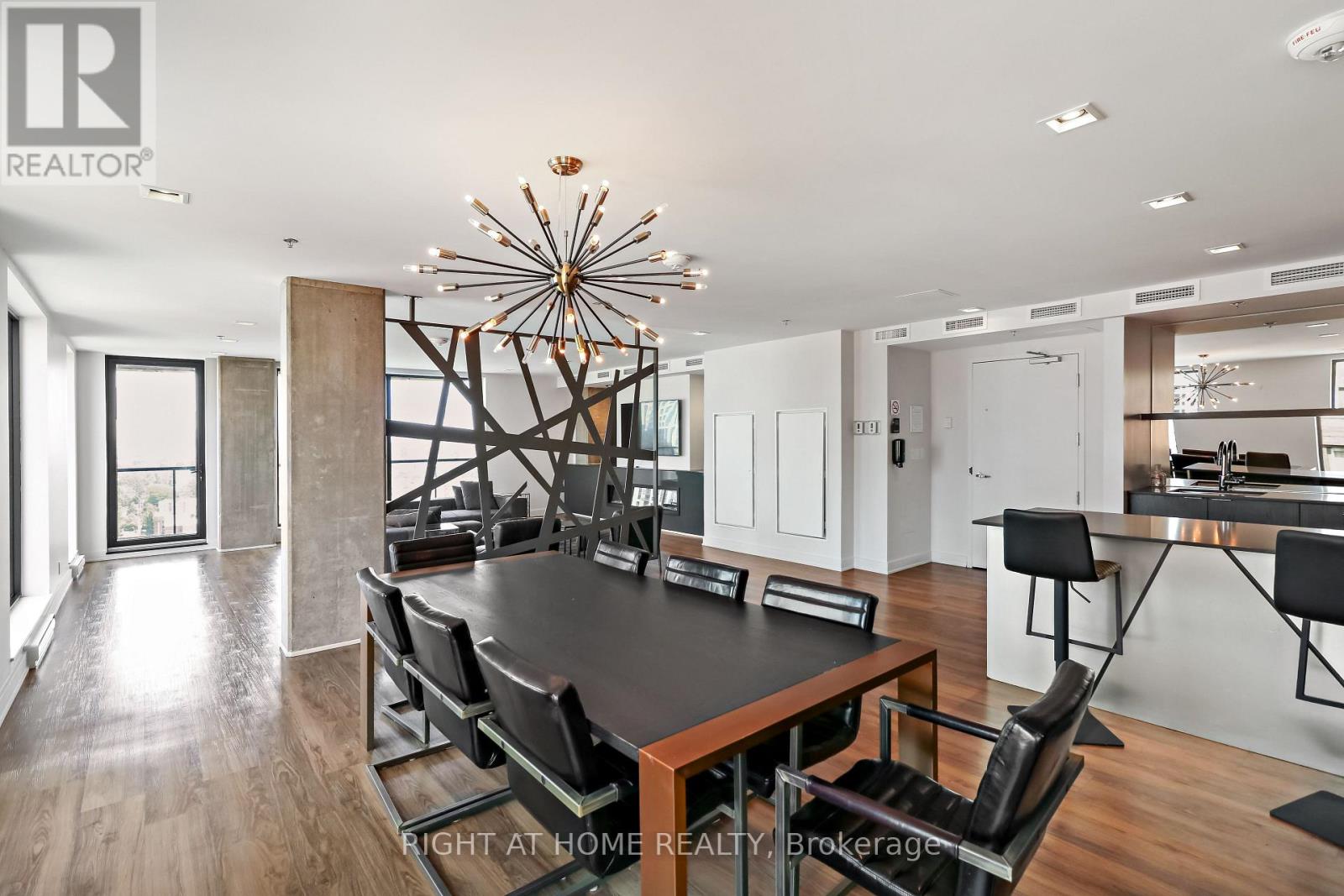 Photo 23 of 2102 20 Daly Avenue, Ottawa ON