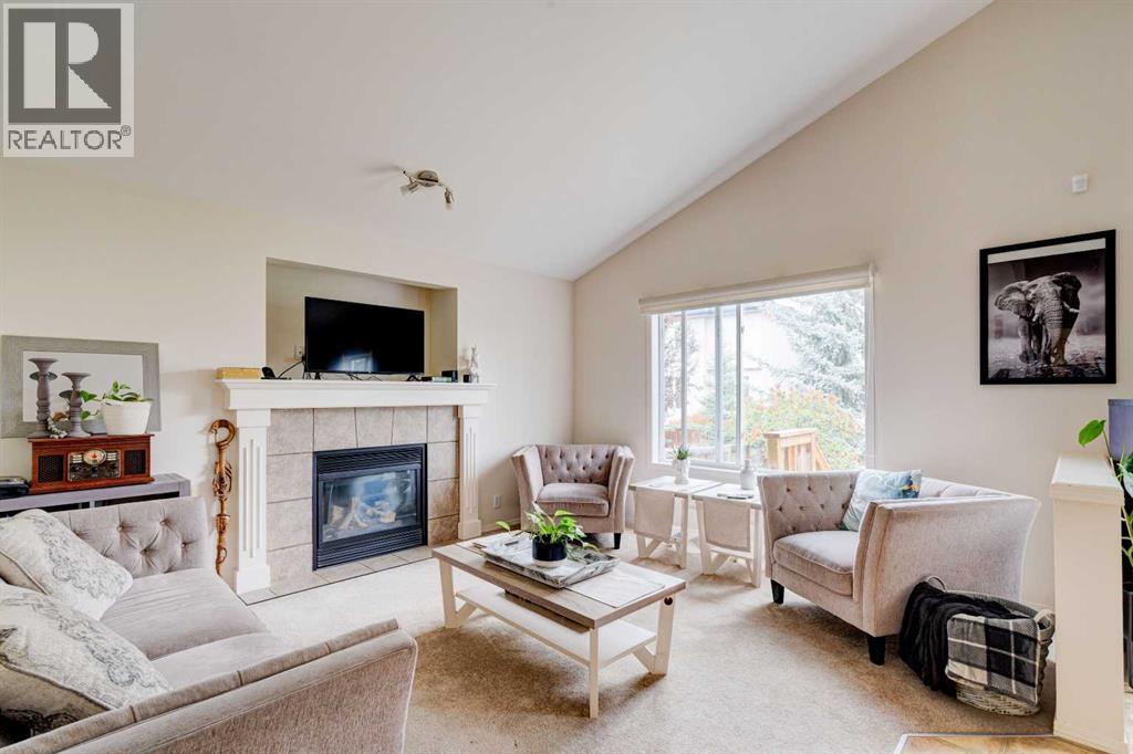 Single Family House 3 Level for Sale in  Bridlewood Avenue SW Bridlewood Calgary 