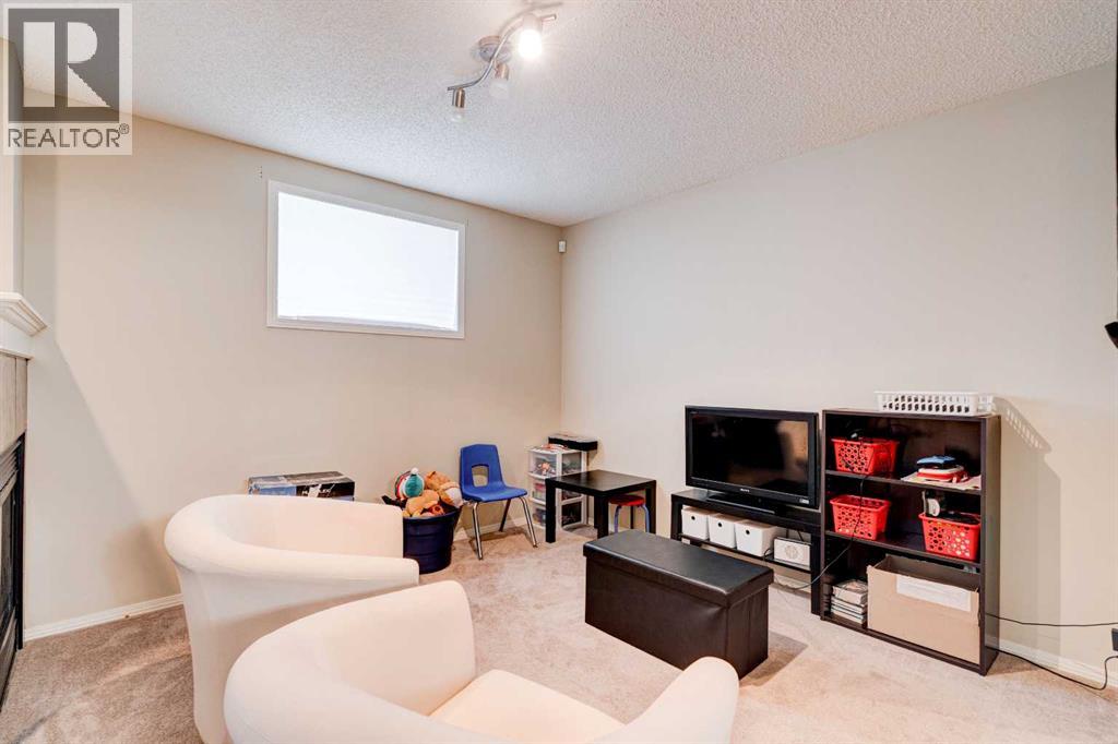Single Family House 3 Level for Sale in  Bridlewood Avenue SW Bridlewood Calgary 