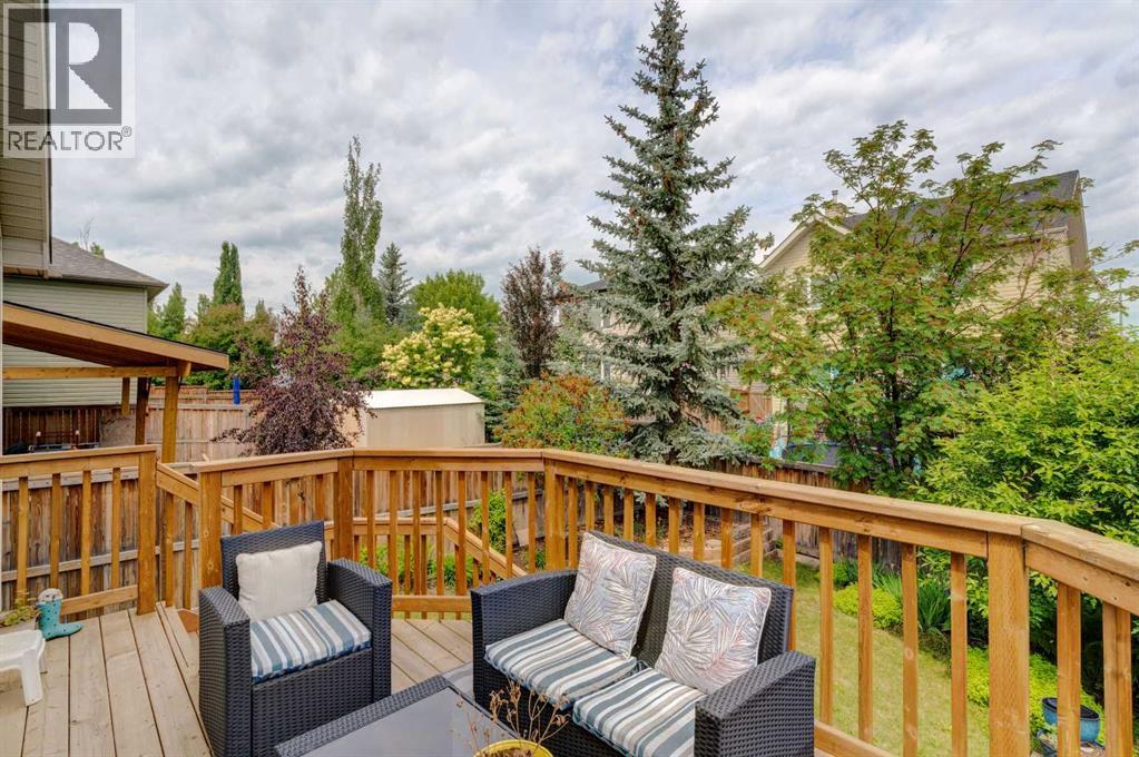 Single Family House 3 Level for Sale in  Bridlewood Avenue SW Bridlewood Calgary 