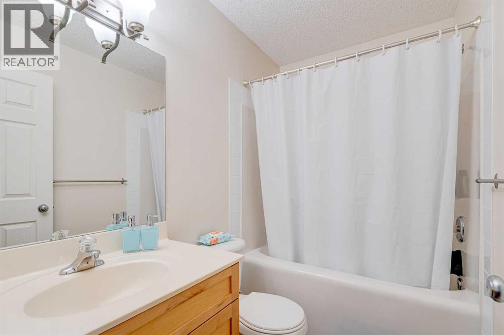 Single Family House 3 Level for Sale in  Bridlewood Avenue SW Bridlewood Calgary 