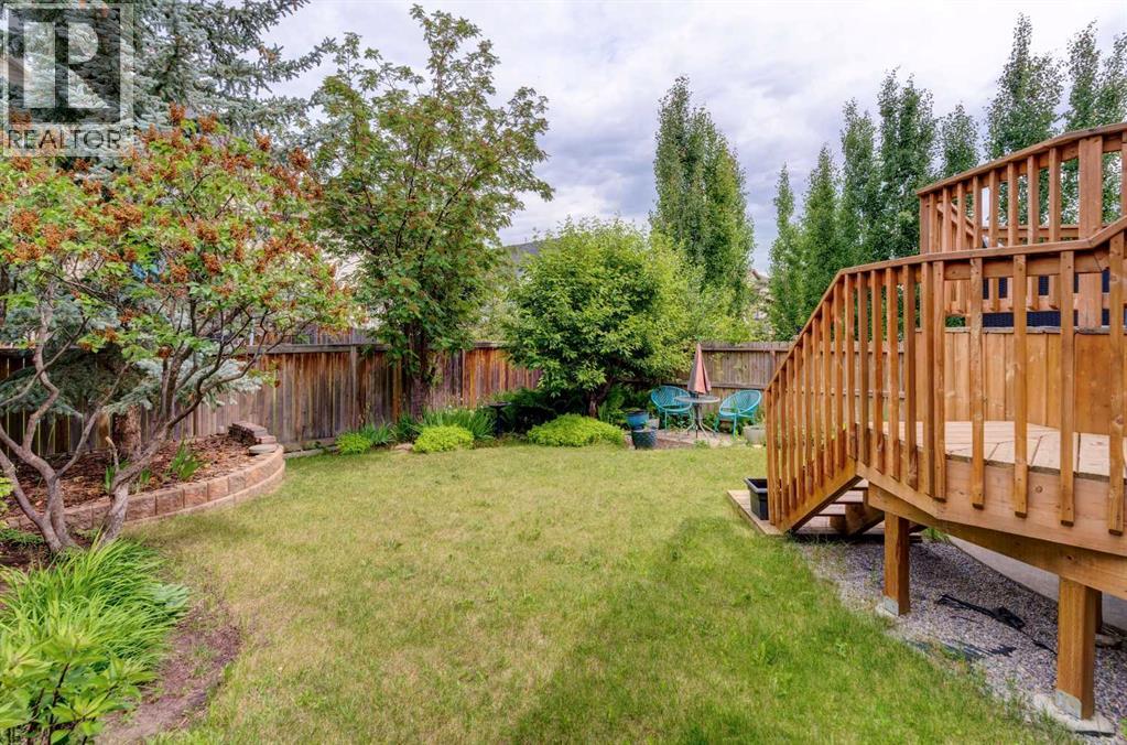 Single Family House 3 Level for Sale in  Bridlewood Avenue SW Bridlewood Calgary 