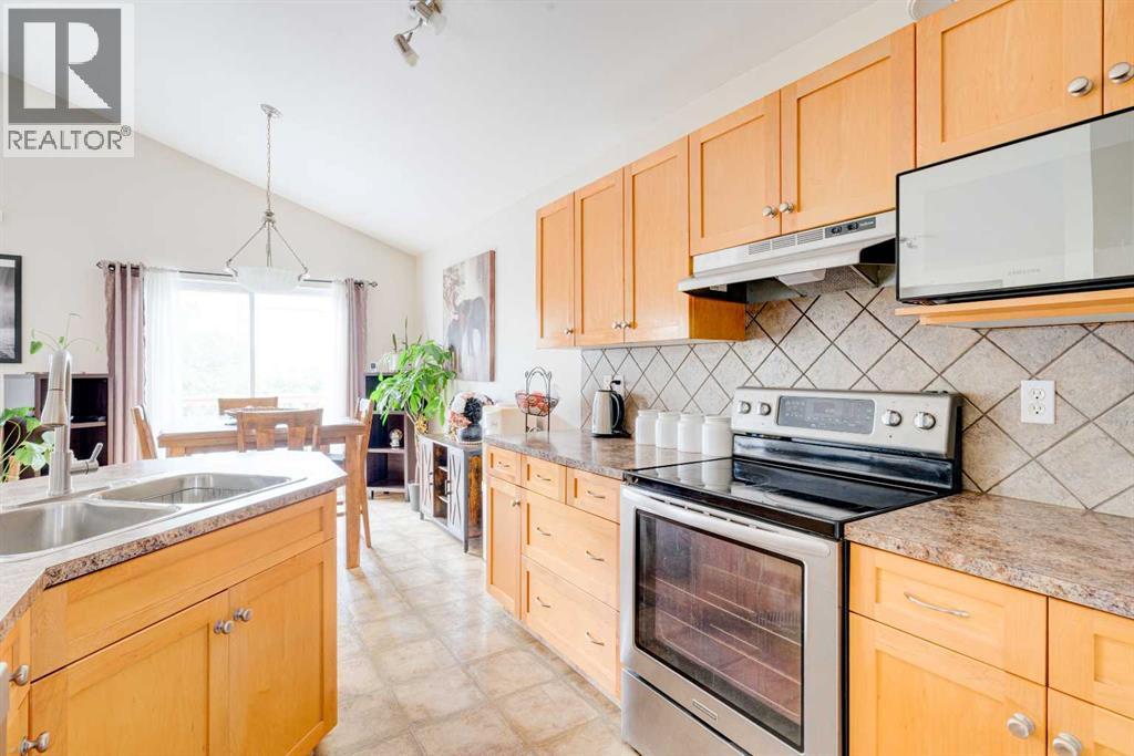 Single Family House 3 Level for Sale in  Bridlewood Avenue SW Bridlewood Calgary 