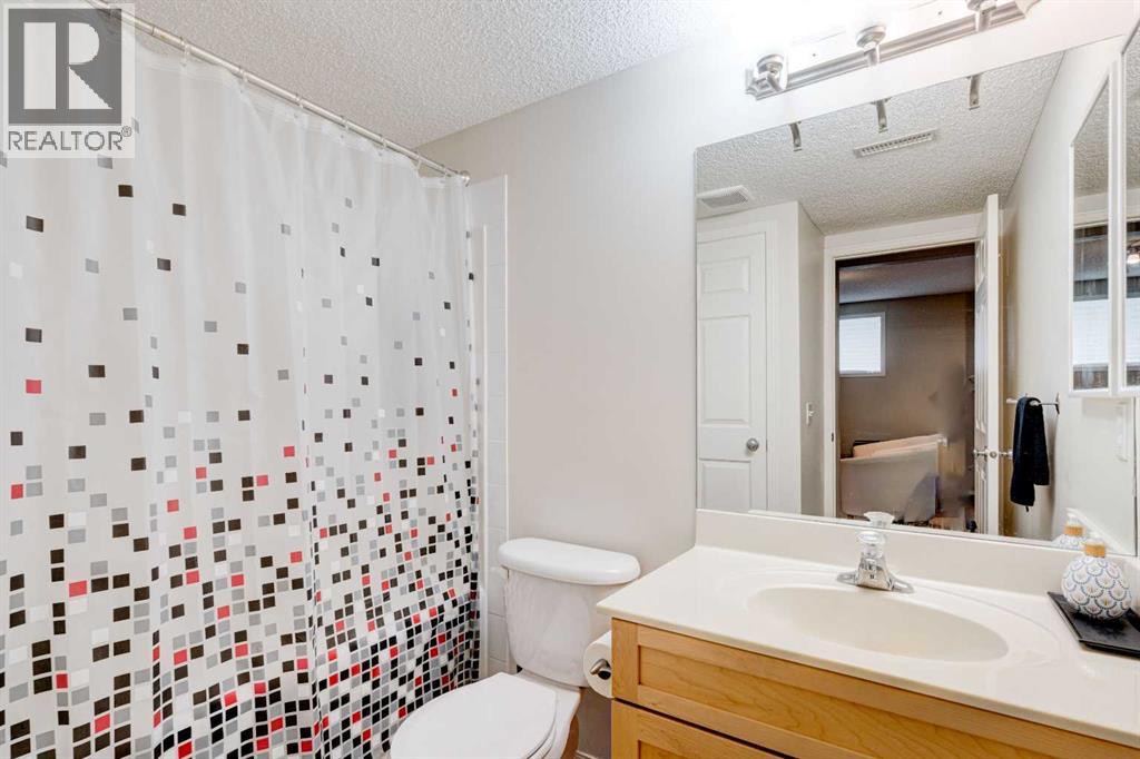 Single Family House 3 Level for Sale in  Bridlewood Avenue SW Bridlewood Calgary 