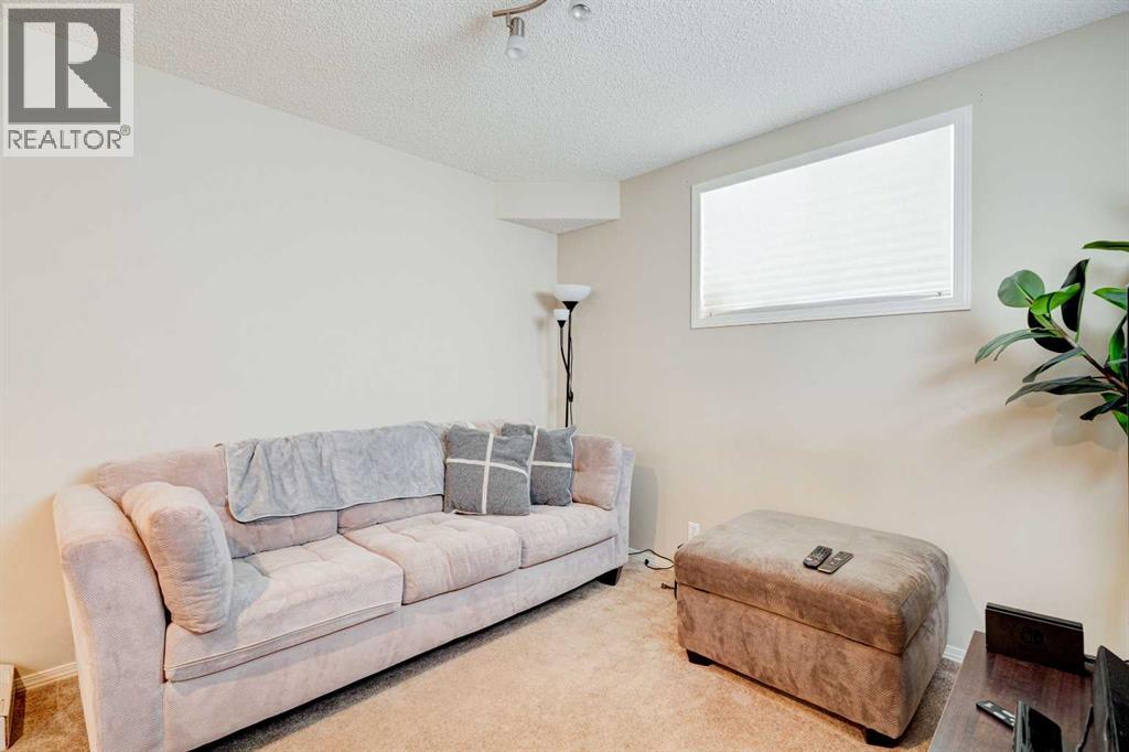 Single Family House 3 Level for Sale in  Bridlewood Avenue SW Bridlewood Calgary 