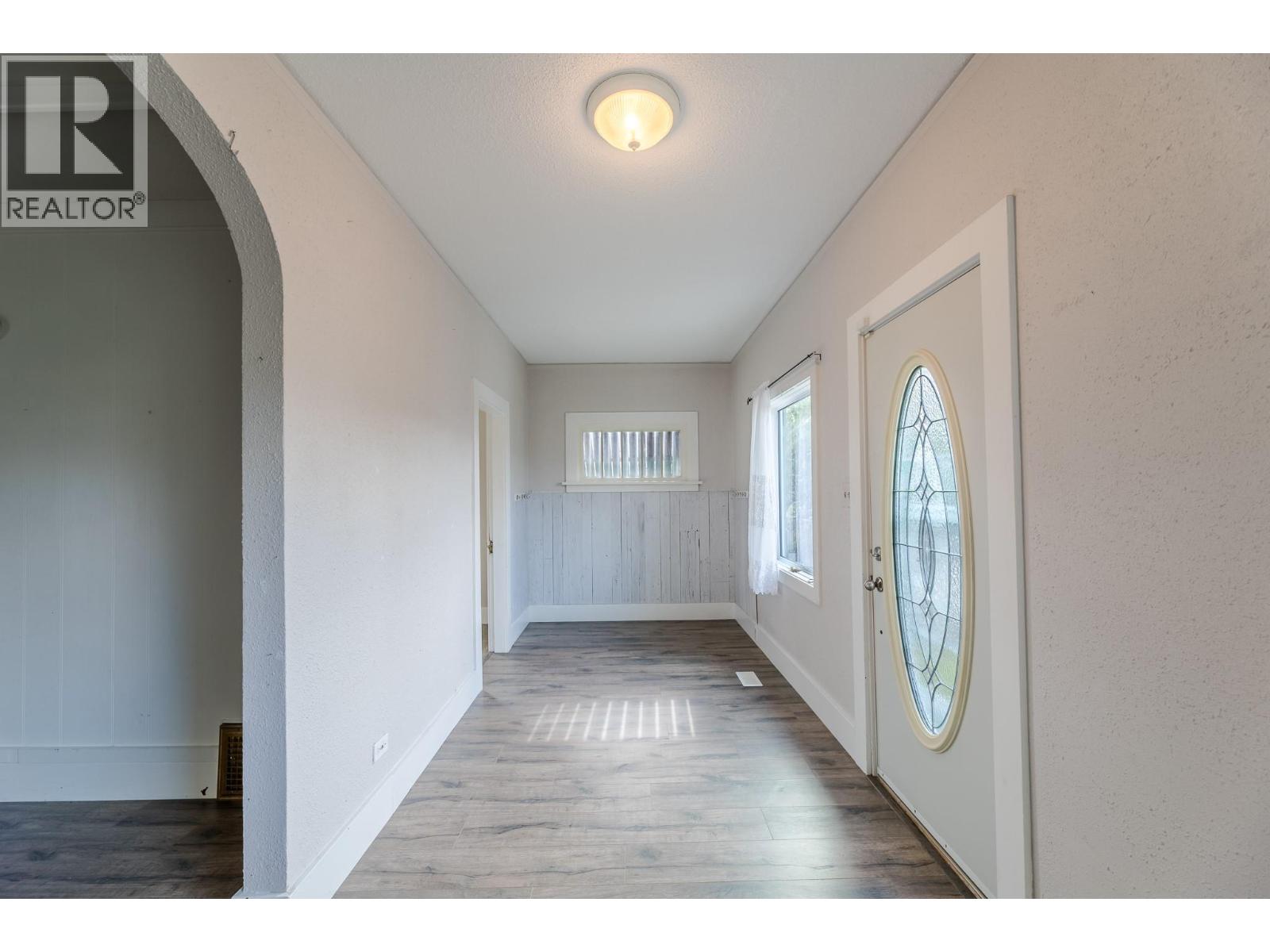  566 PENTICTON Avenue, Penticton