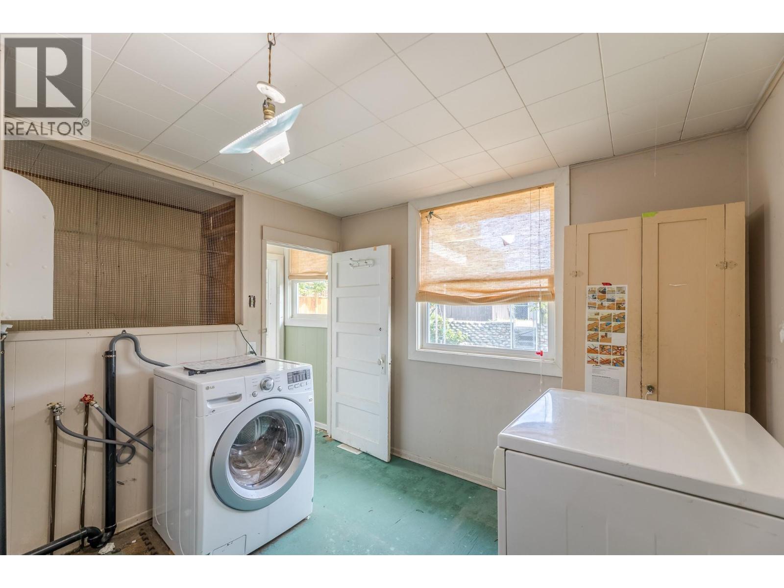 566 PENTICTON Avenue, Penticton