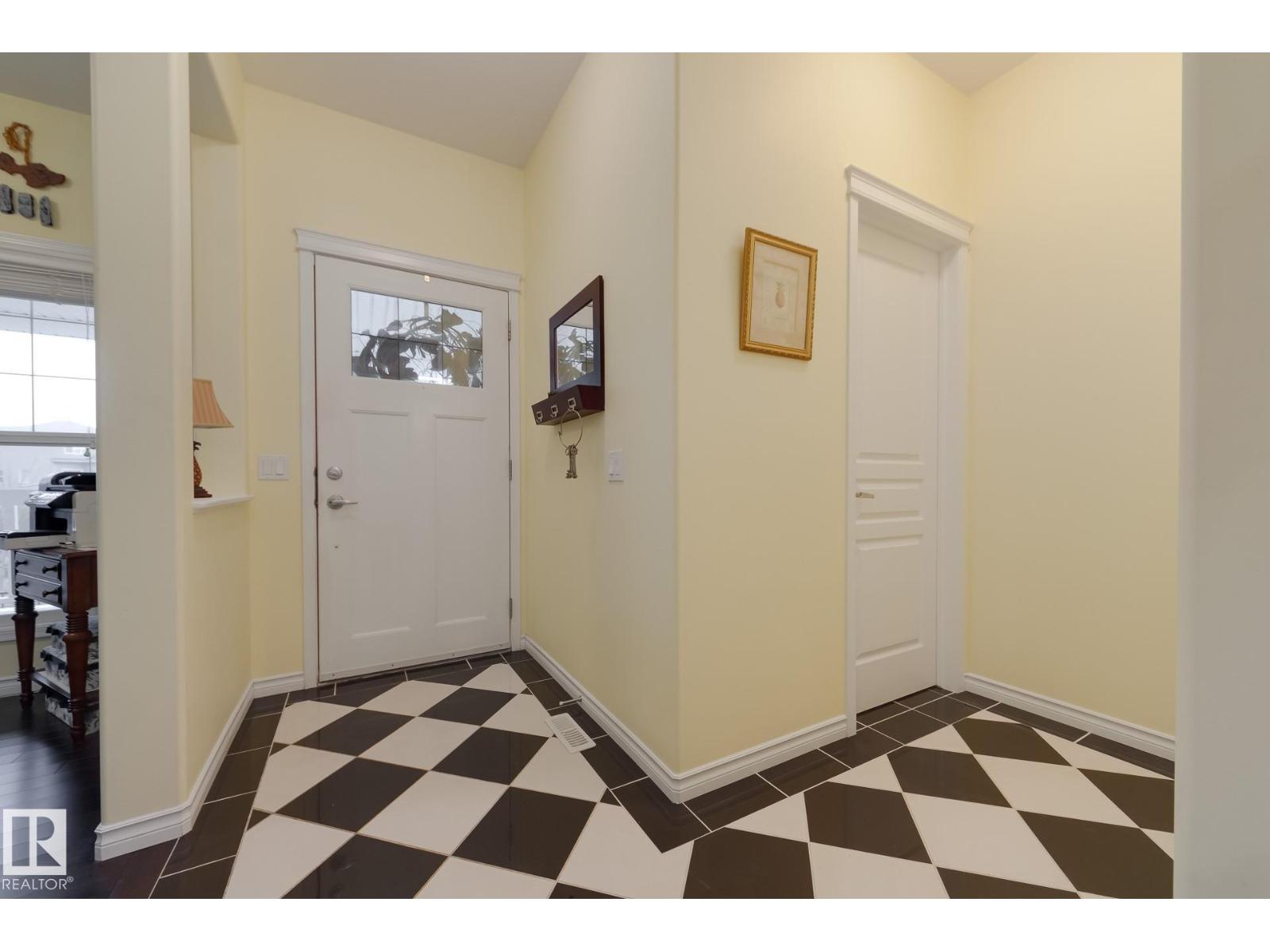 Photo 7 of 1832 Carruthers Ln Sw, Edmonton AB