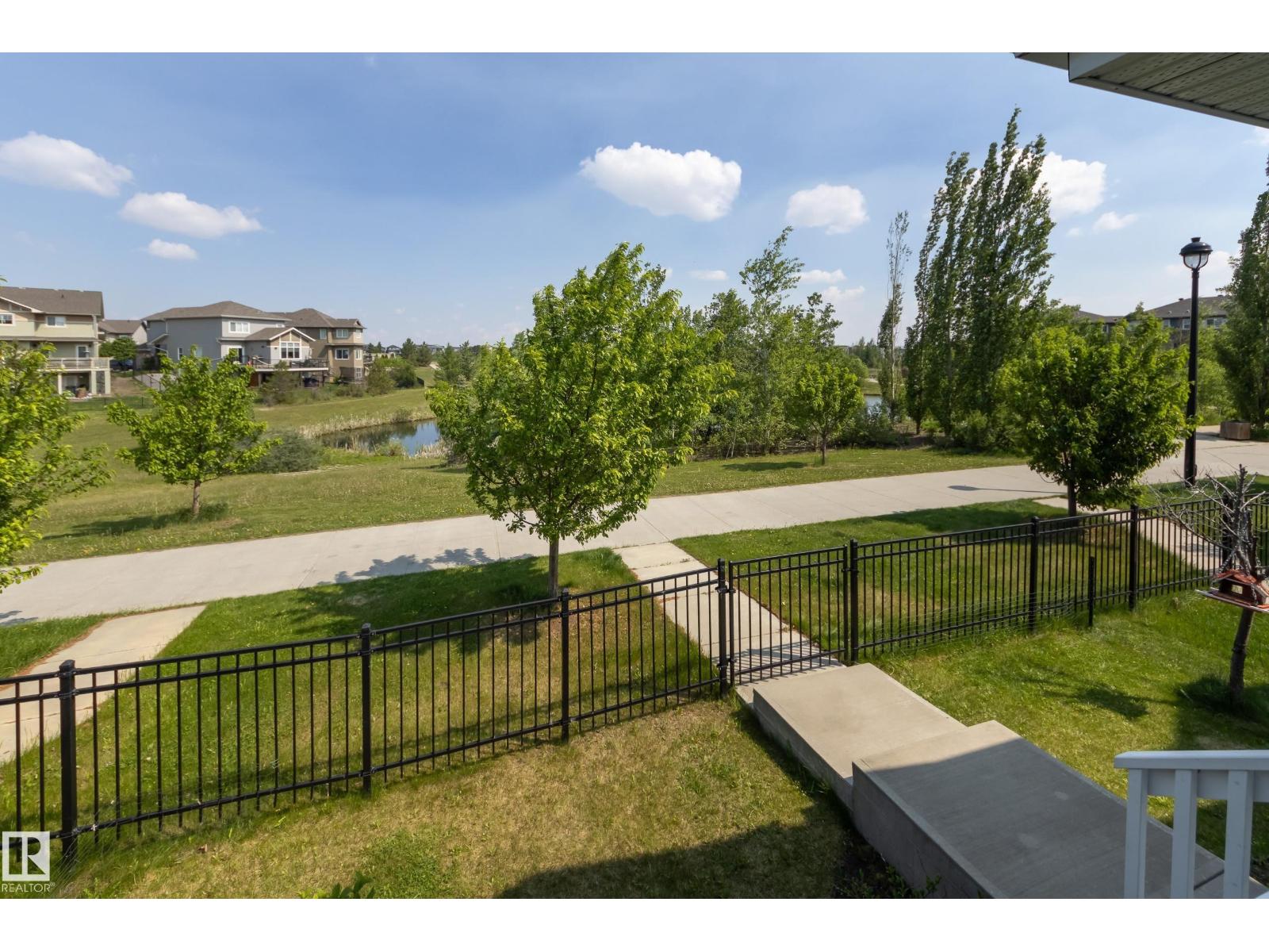 Photo 2 of 1832 Carruthers Ln Sw, Edmonton AB