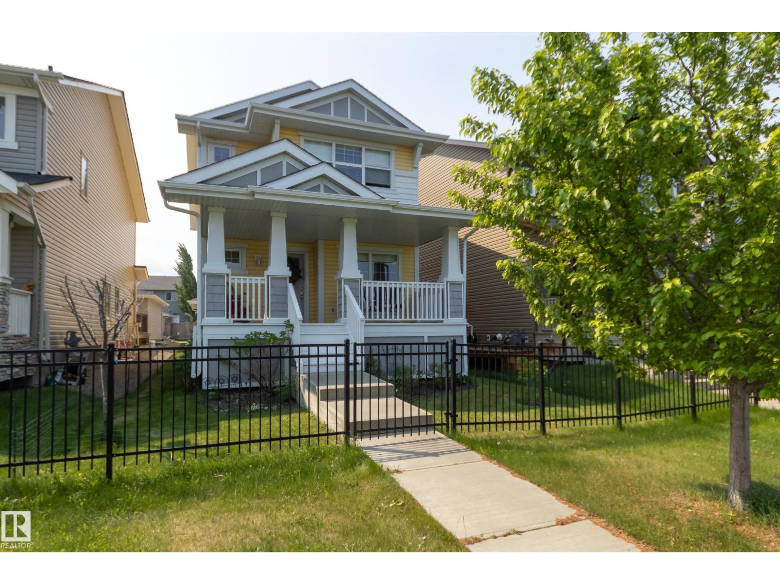 Photo 1 of 1832 Carruthers Ln Sw, Edmonton AB