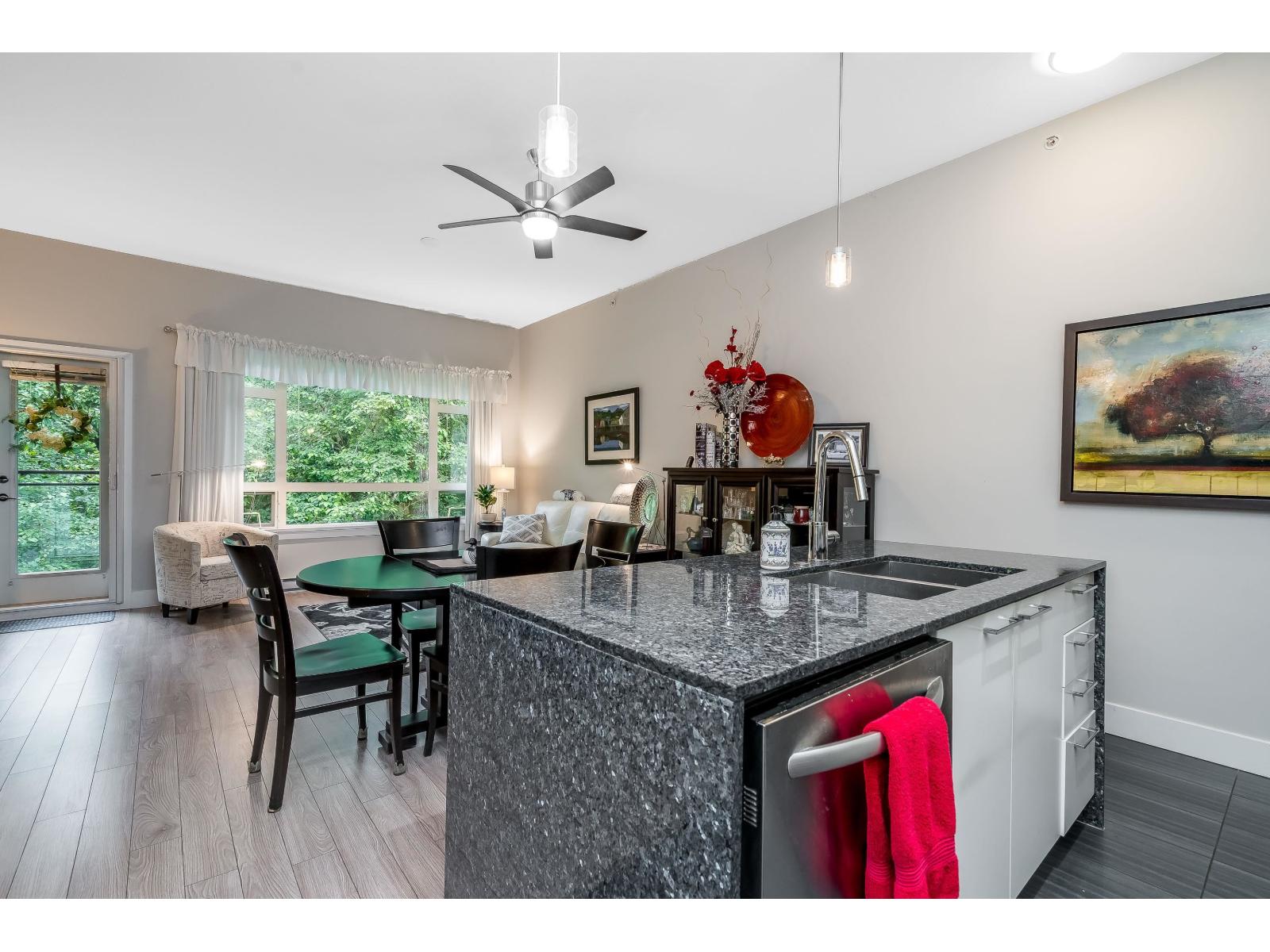 Photo 15 of C 410 20211 66 Avenue, Langley BC