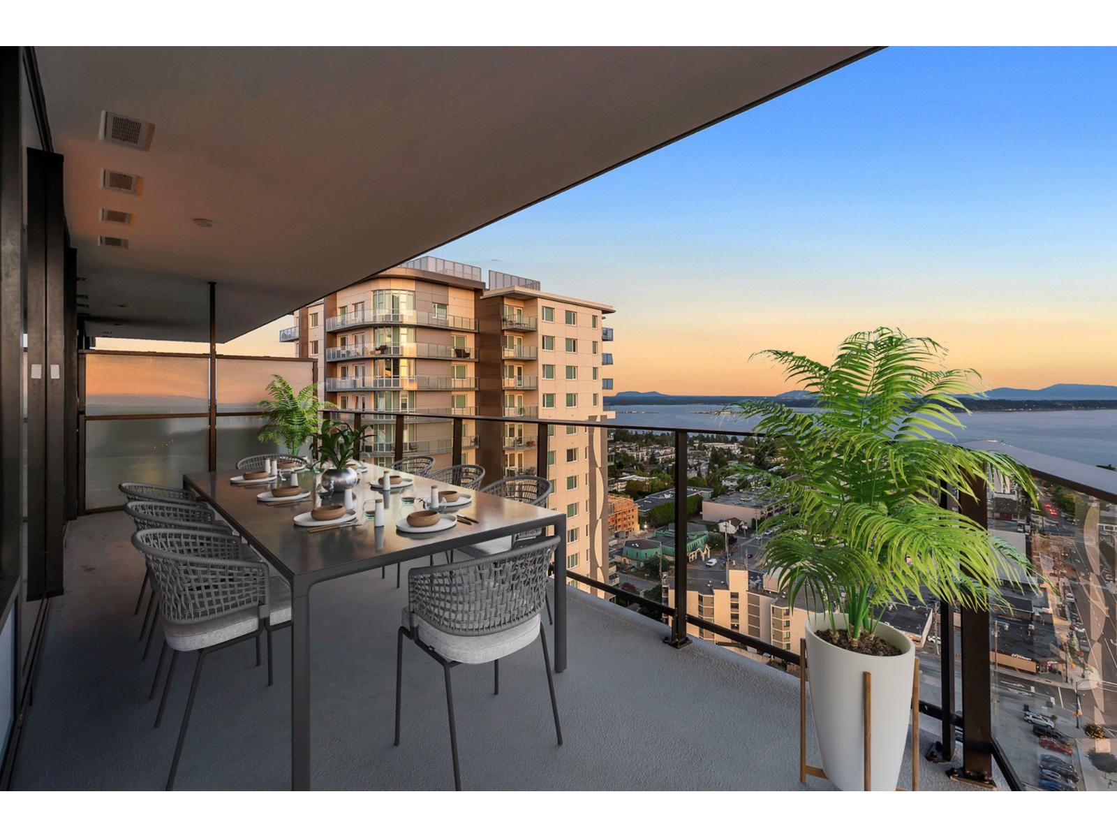 2205 1588 JOHNSTON ROAD, White Rock