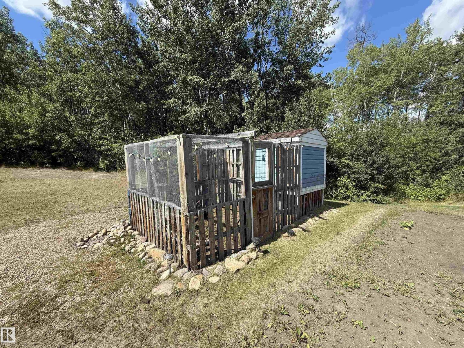 Photo 15 of 111 58532 Rr 113, Rural St Paul County AB