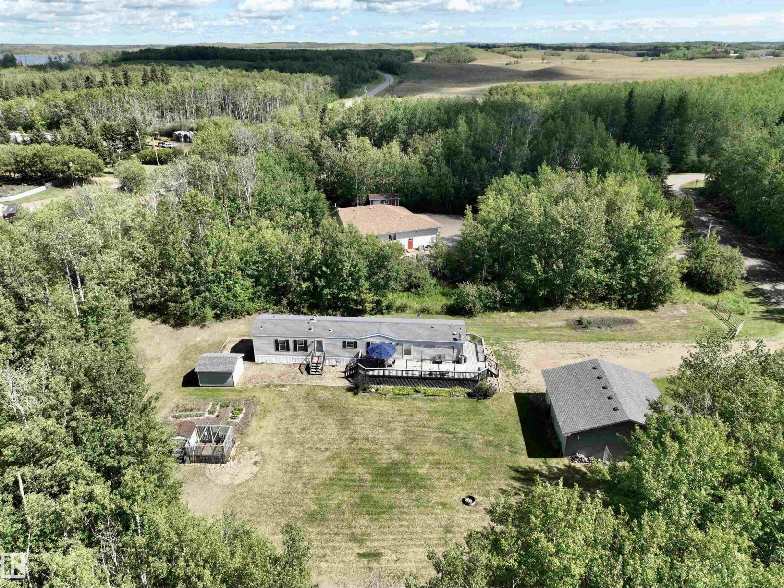Photo 32 of 111 58532 Rr 113, Rural St Paul County AB
