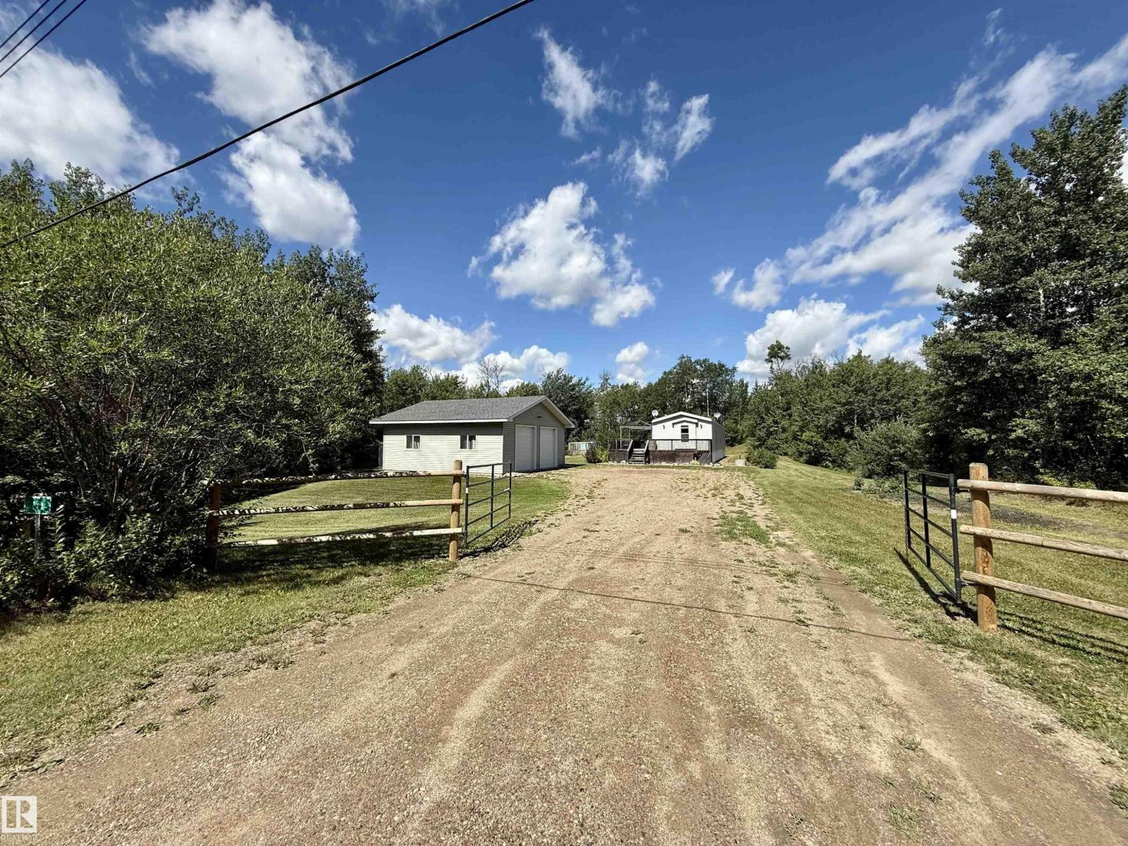 Photo 18 of 111 58532 Rr 113, Rural St Paul County AB
