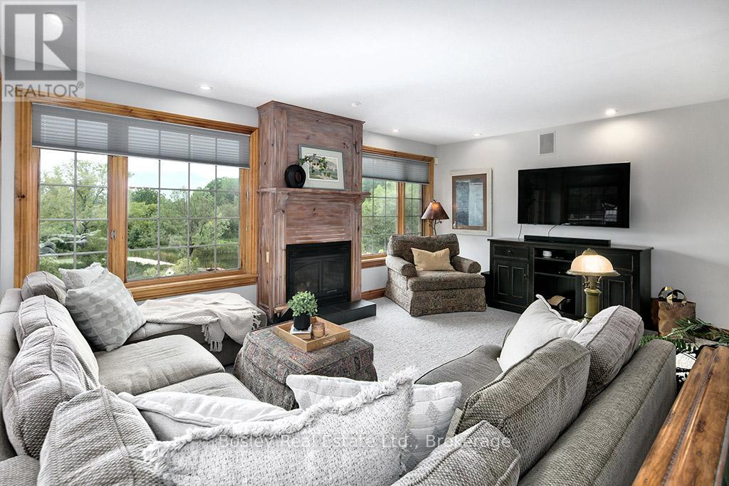 Photo 11 of 7496 Nottawasaga 36 37 Side Road, Clearview ON
