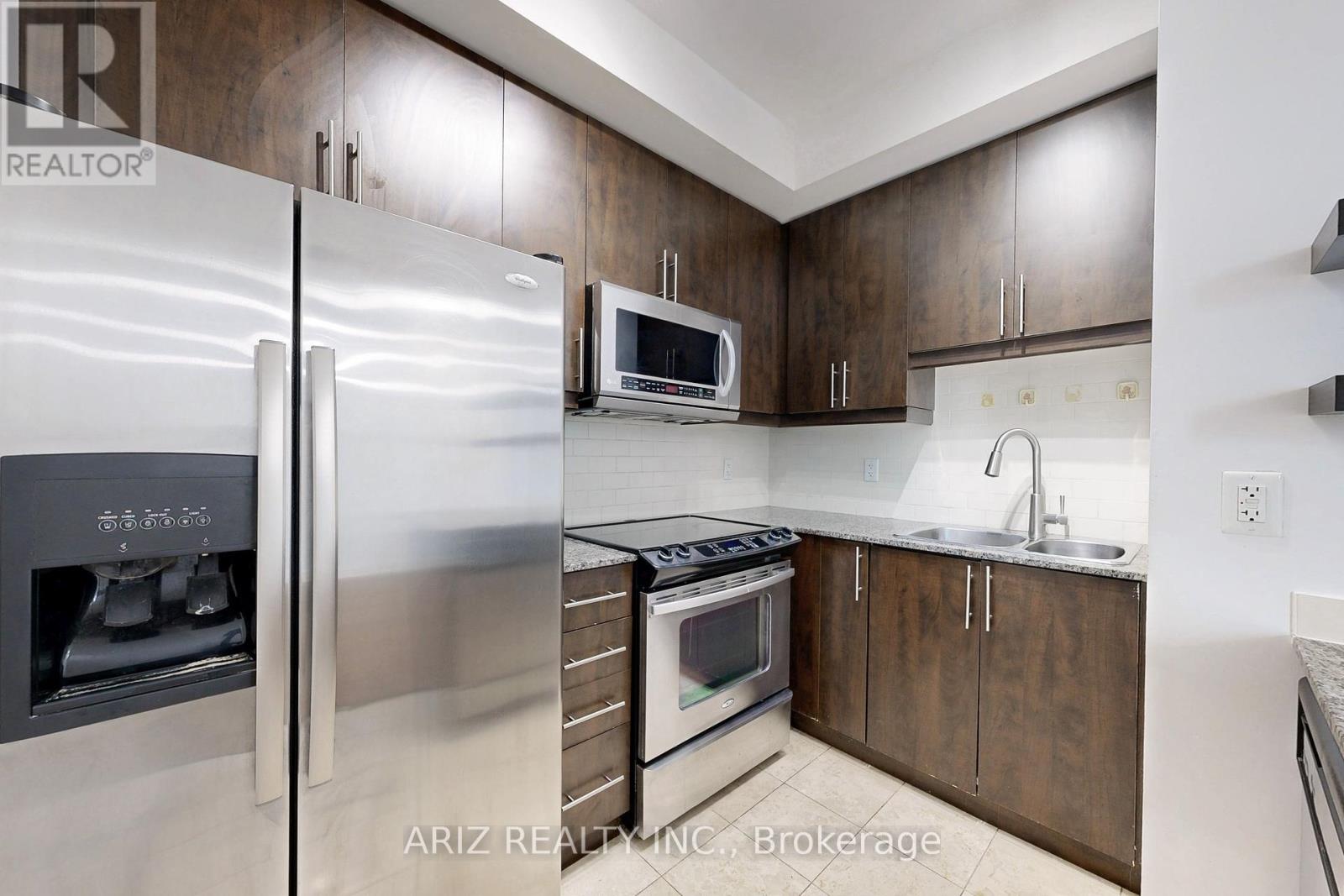 Photo 15 of 715 18 Holmes Avenue, Toronto ON