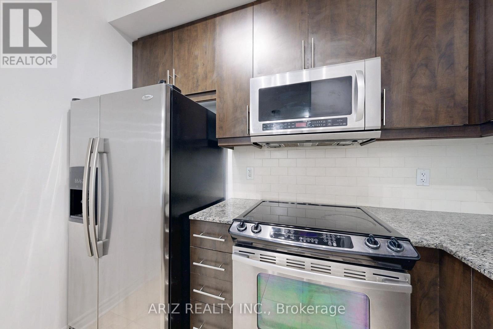 Photo 17 of 715 18 Holmes Avenue, Toronto ON