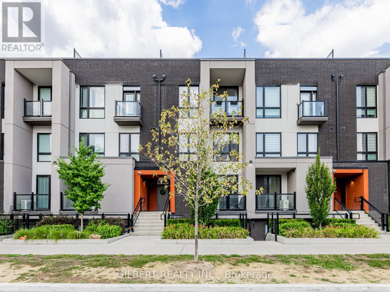 Photo 25 of 9 10 Marquette Avenue, Toronto ON