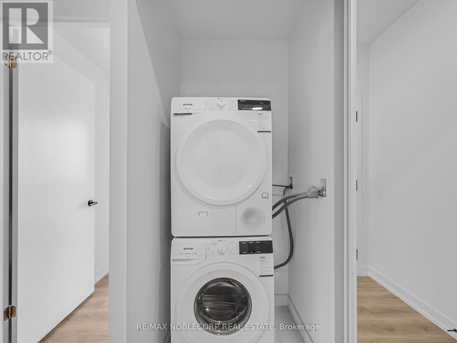 Photo 21 of 5012 225 Commerce Street, Vaughan ON