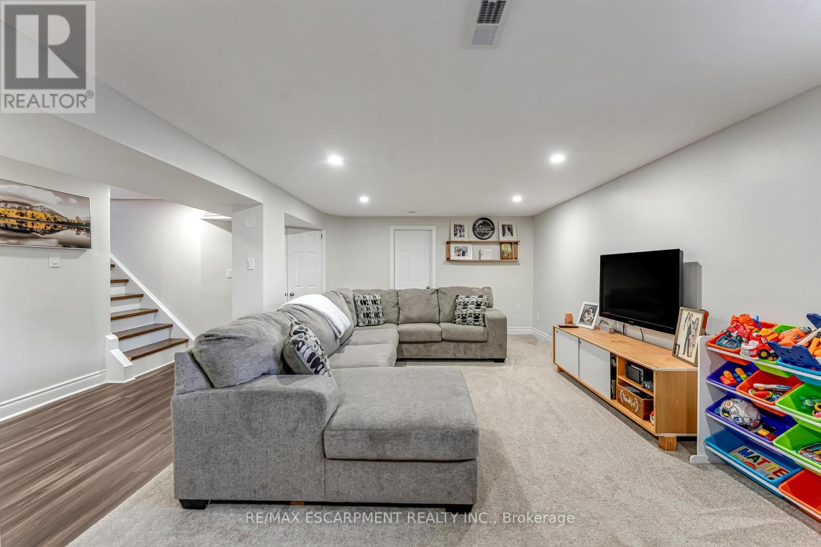Photo 24 of 25 Alba Street, Hamilton ON