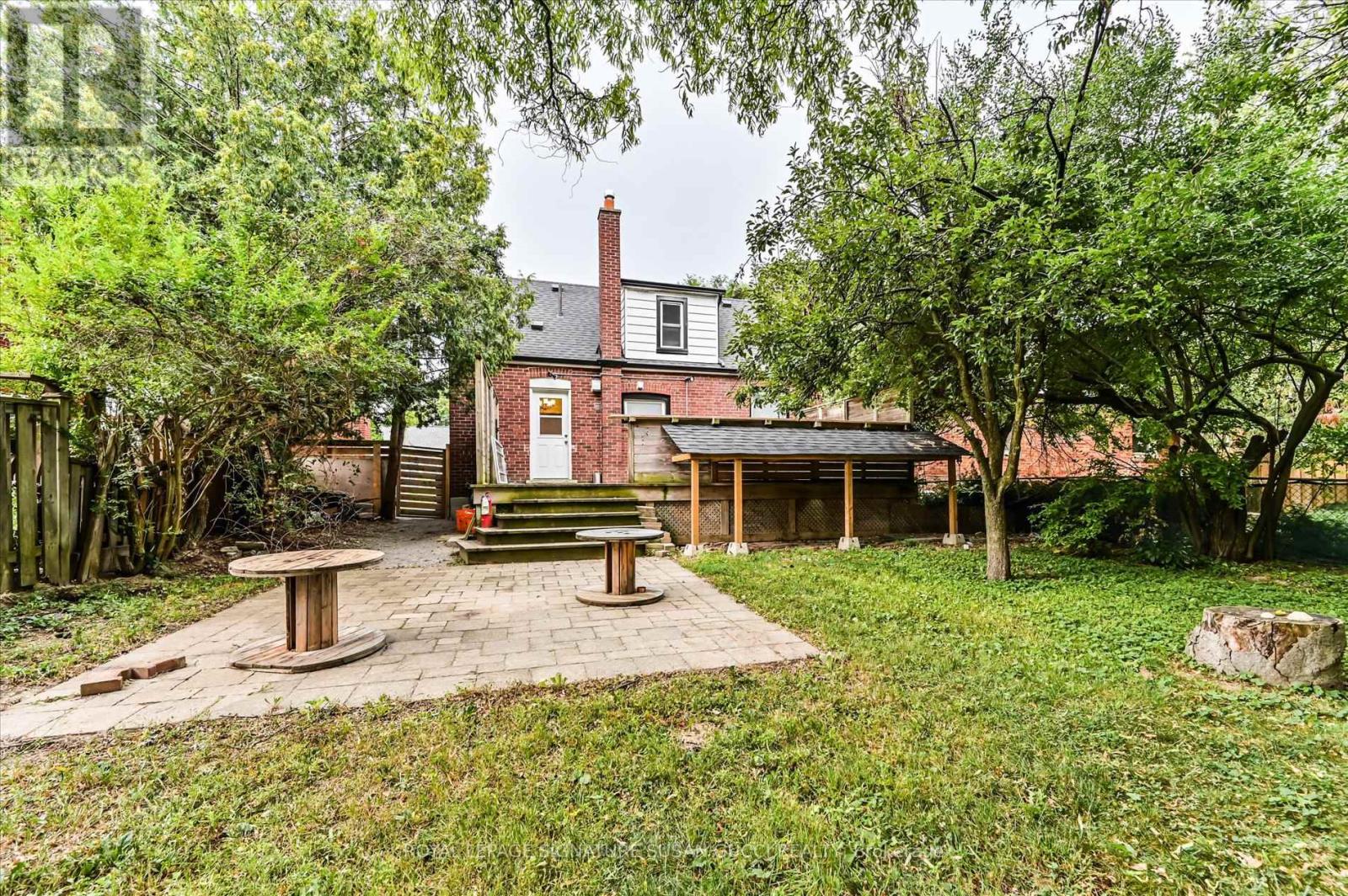 Photo 15 of 19 Plaxton Drive, Toronto ON