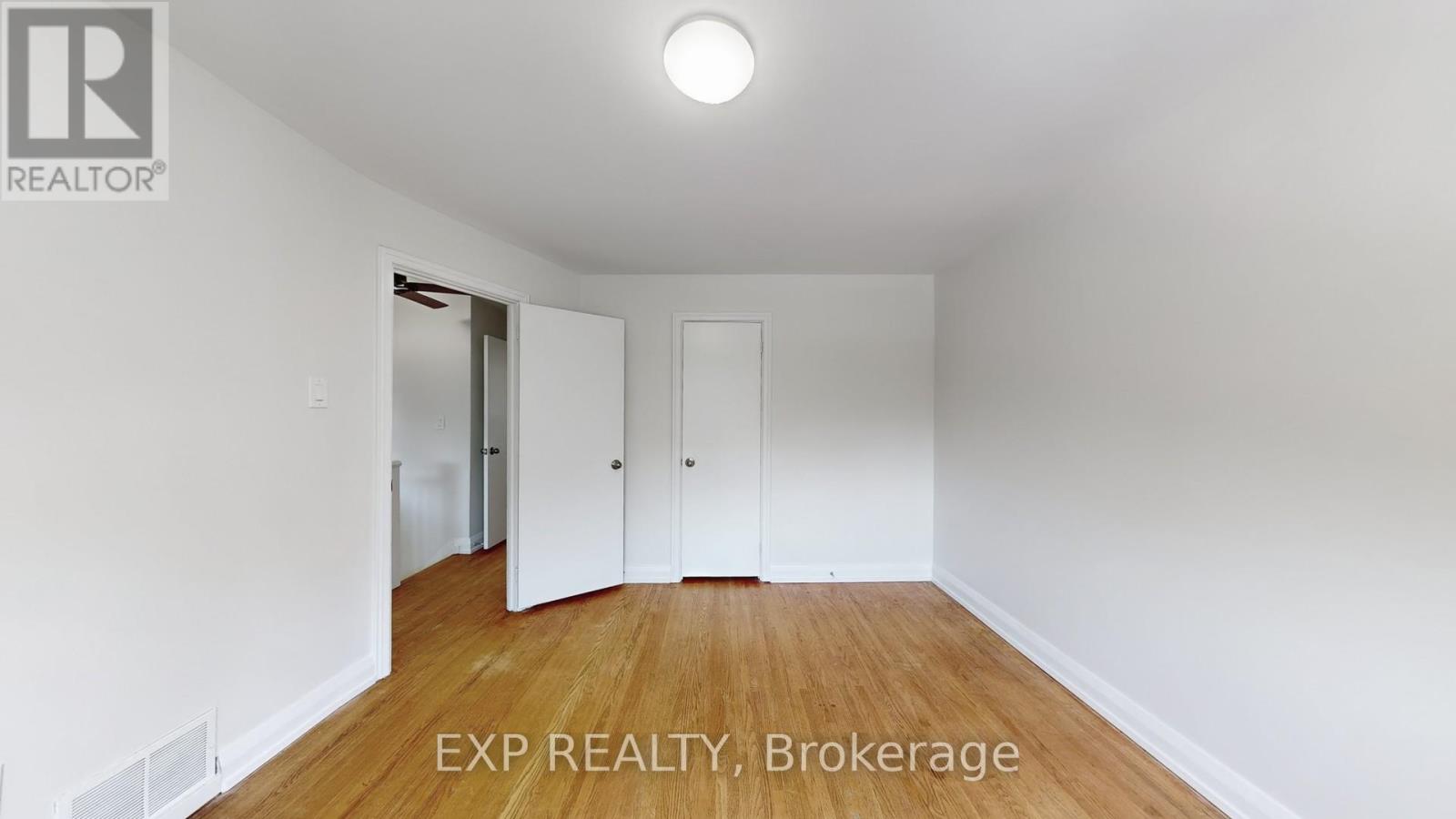 Photo 17 of 138 Park Street, Toronto ON