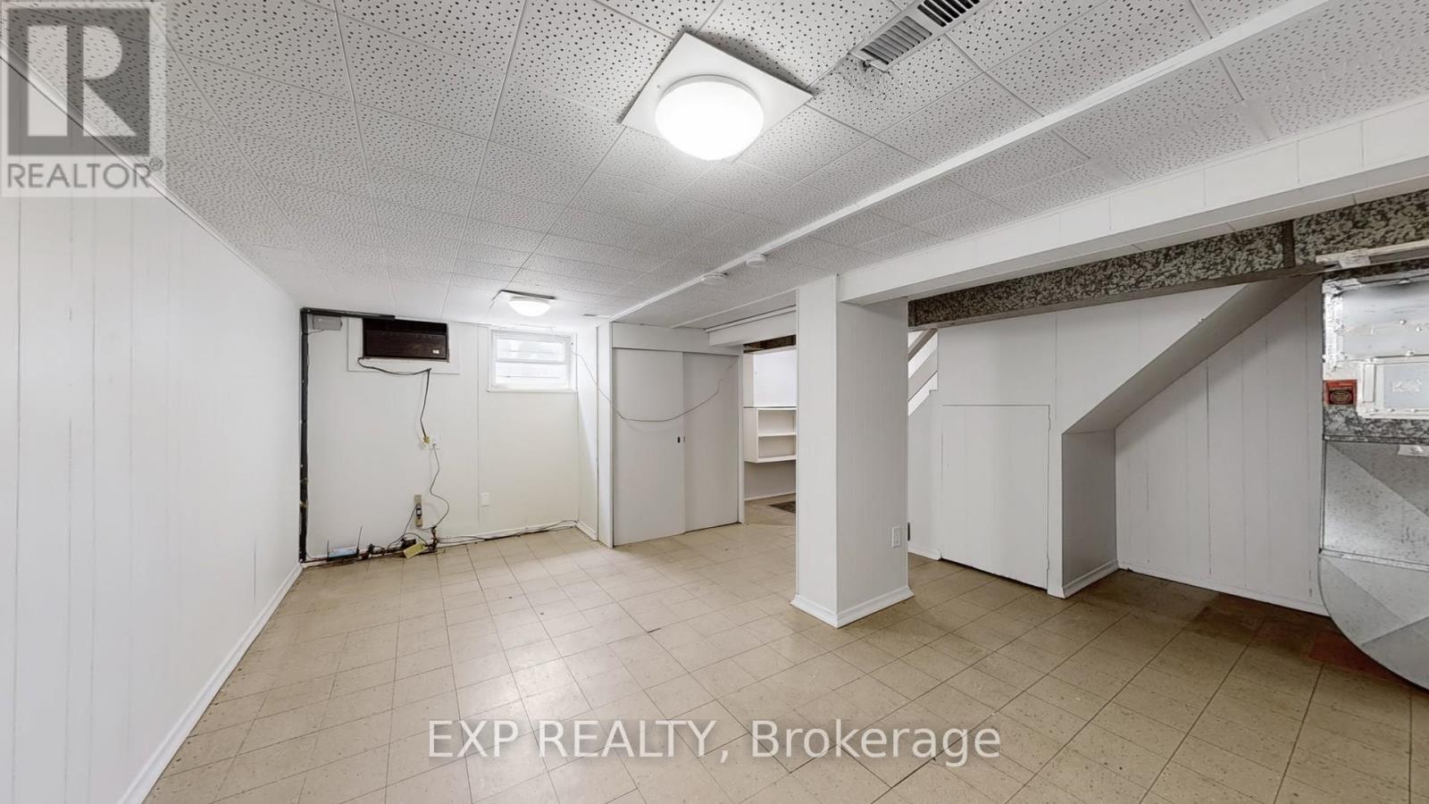 Photo 12 of 138 Park Street, Toronto ON