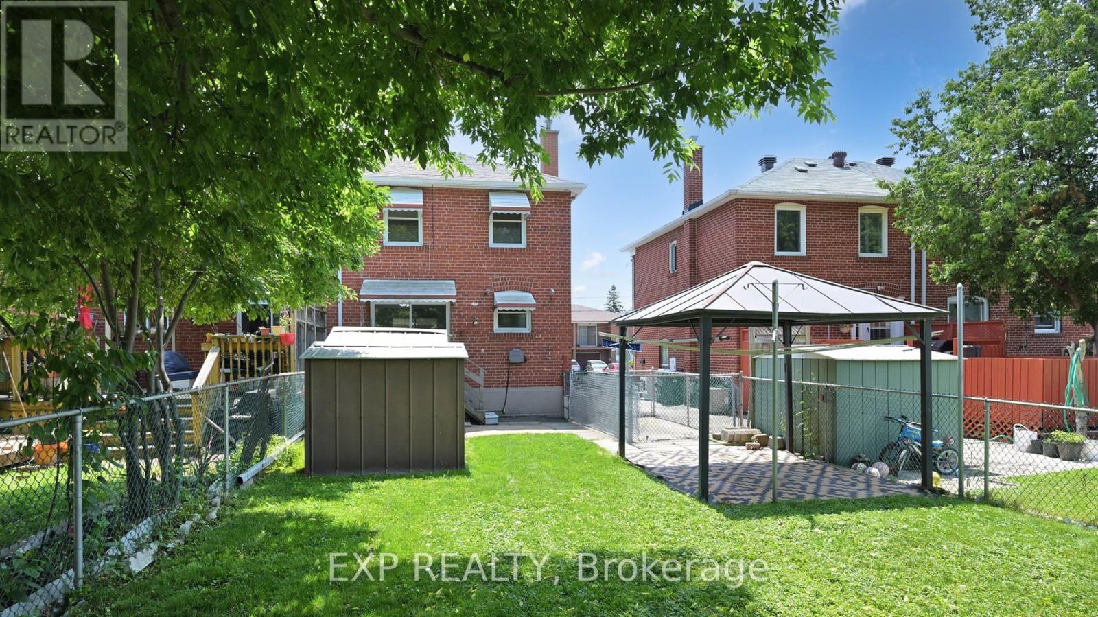 Photo 14 of 138 Park Street, Toronto ON