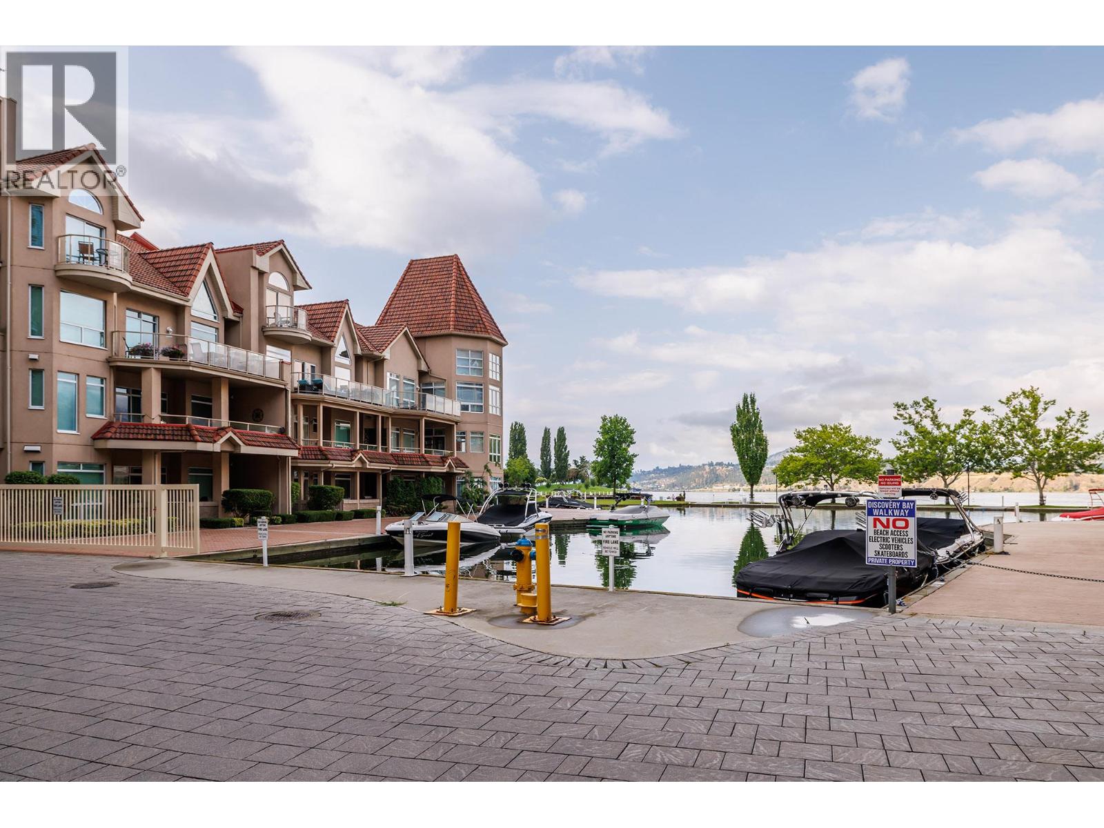 102 1128 Sunset Drive, Kelowna