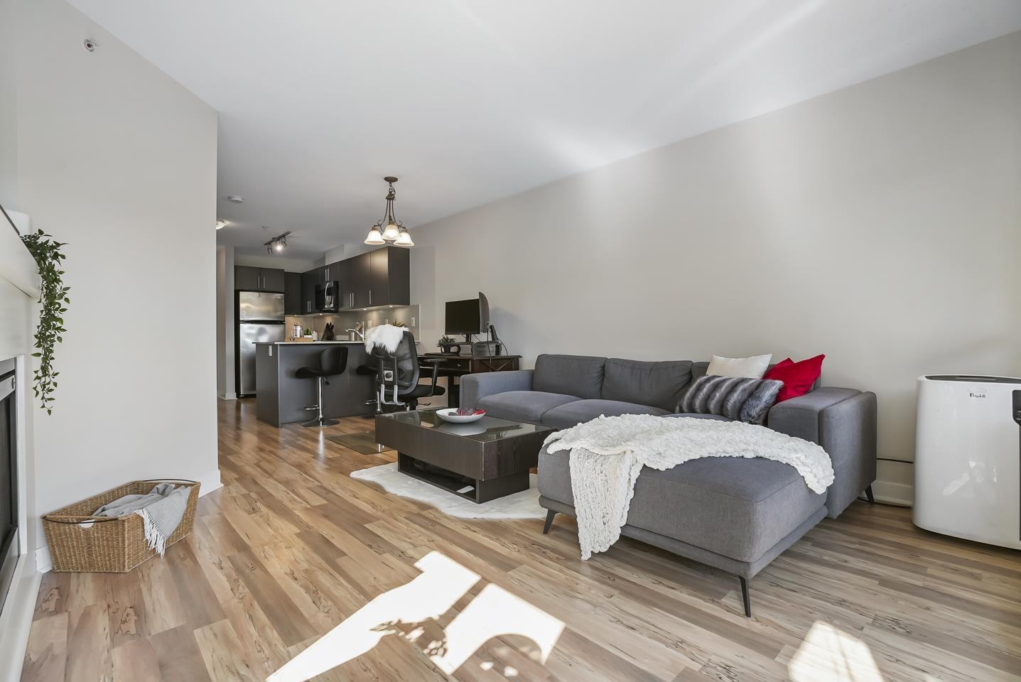 Photo 11 of 411 8915 202 Street, Langley BC