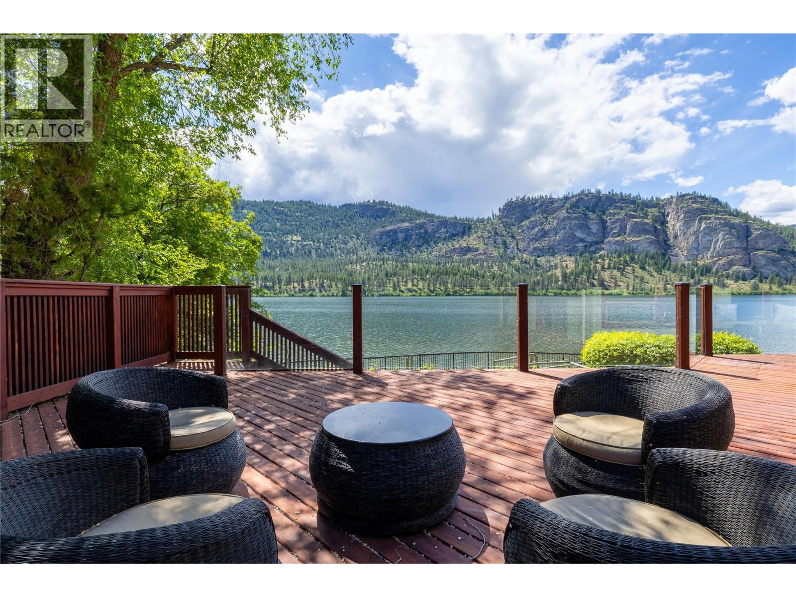  3104 Vaseux Lake Crescent, Okanagan Falls